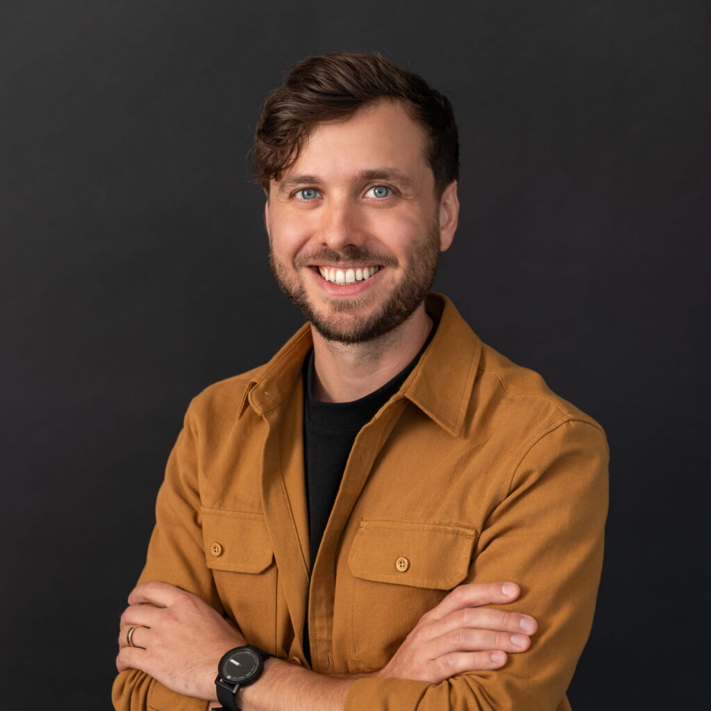 Chris Headshot